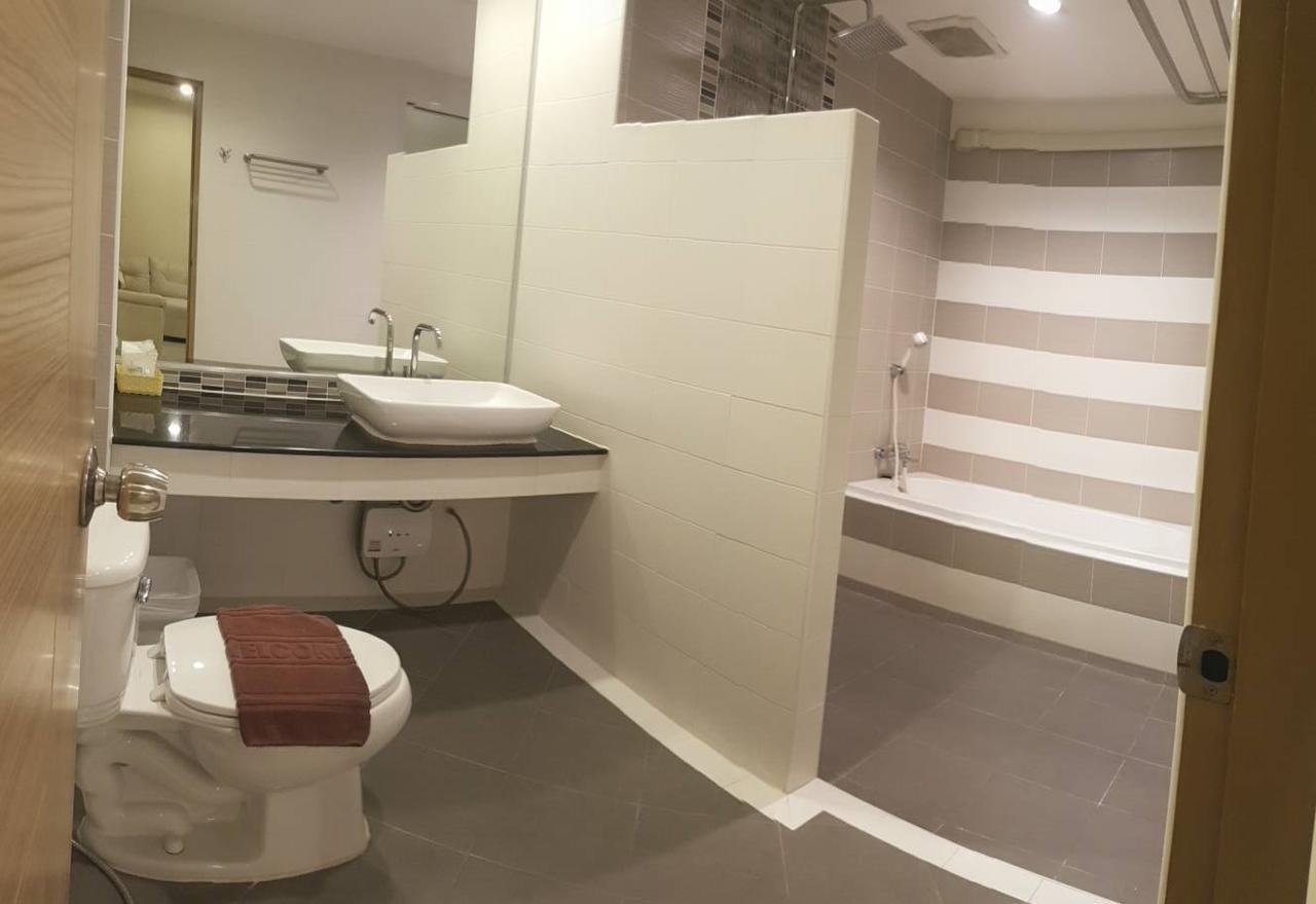 Omg Hotel Хон Каен Экстерьер фото